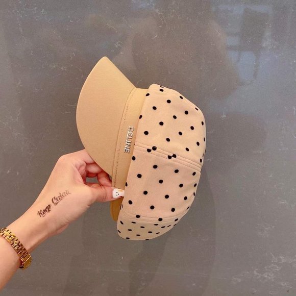 ?✨AUTHENTIC✨?CELINE hat main image 6